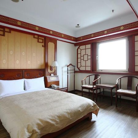 Hua Du Hotel Keelung Luaran gambar
