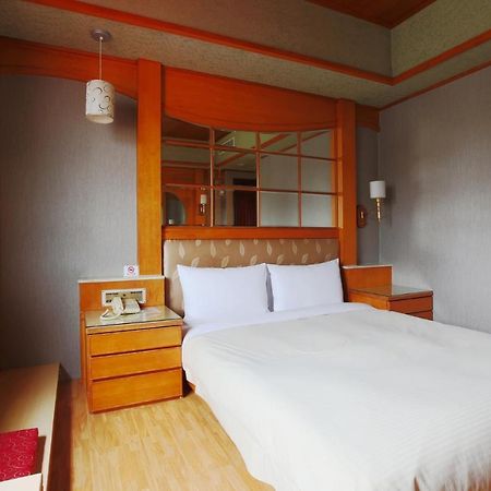 Hua Du Hotel Keelung Luaran gambar