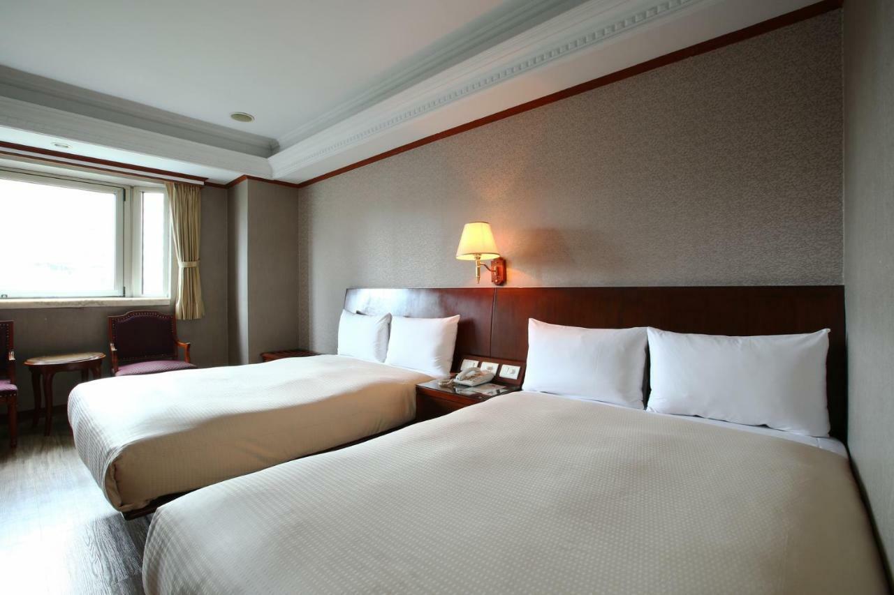 Hua Du Hotel Keelung Luaran gambar