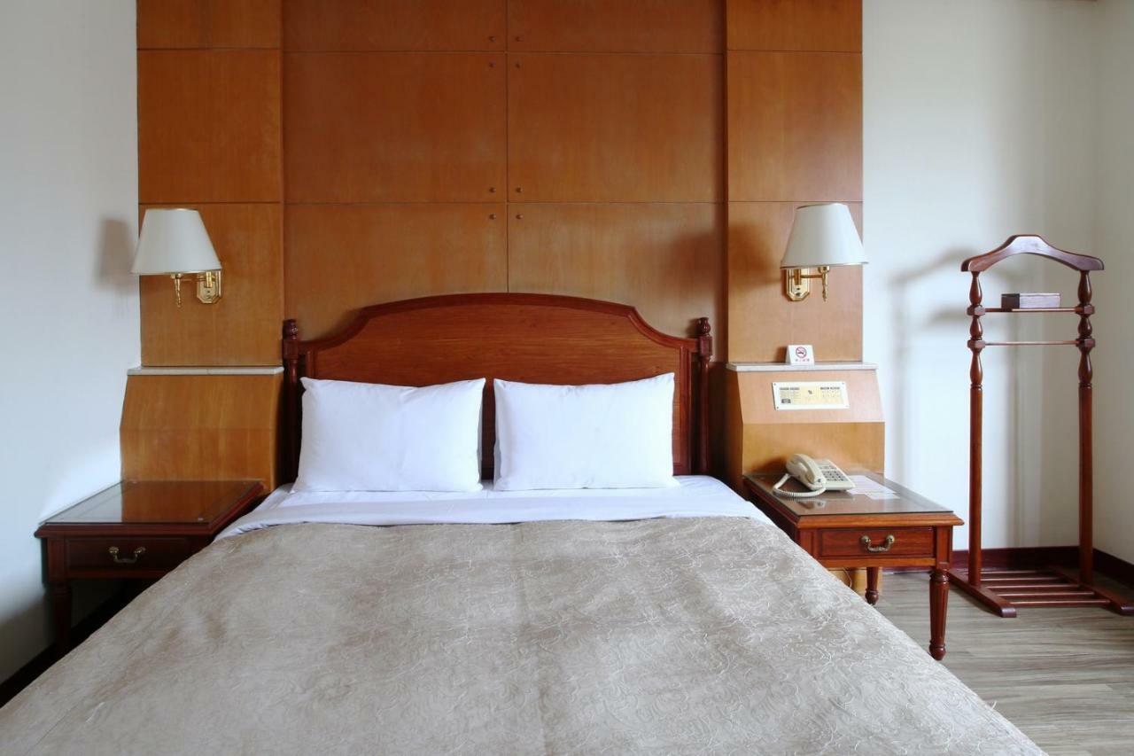 Hua Du Hotel Keelung Luaran gambar