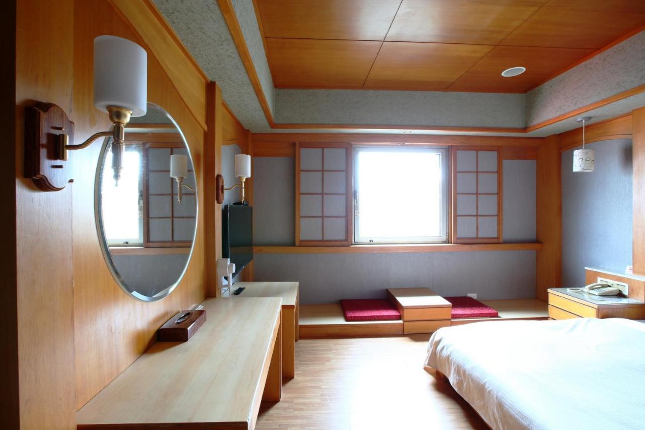 Hua Du Hotel Keelung Luaran gambar